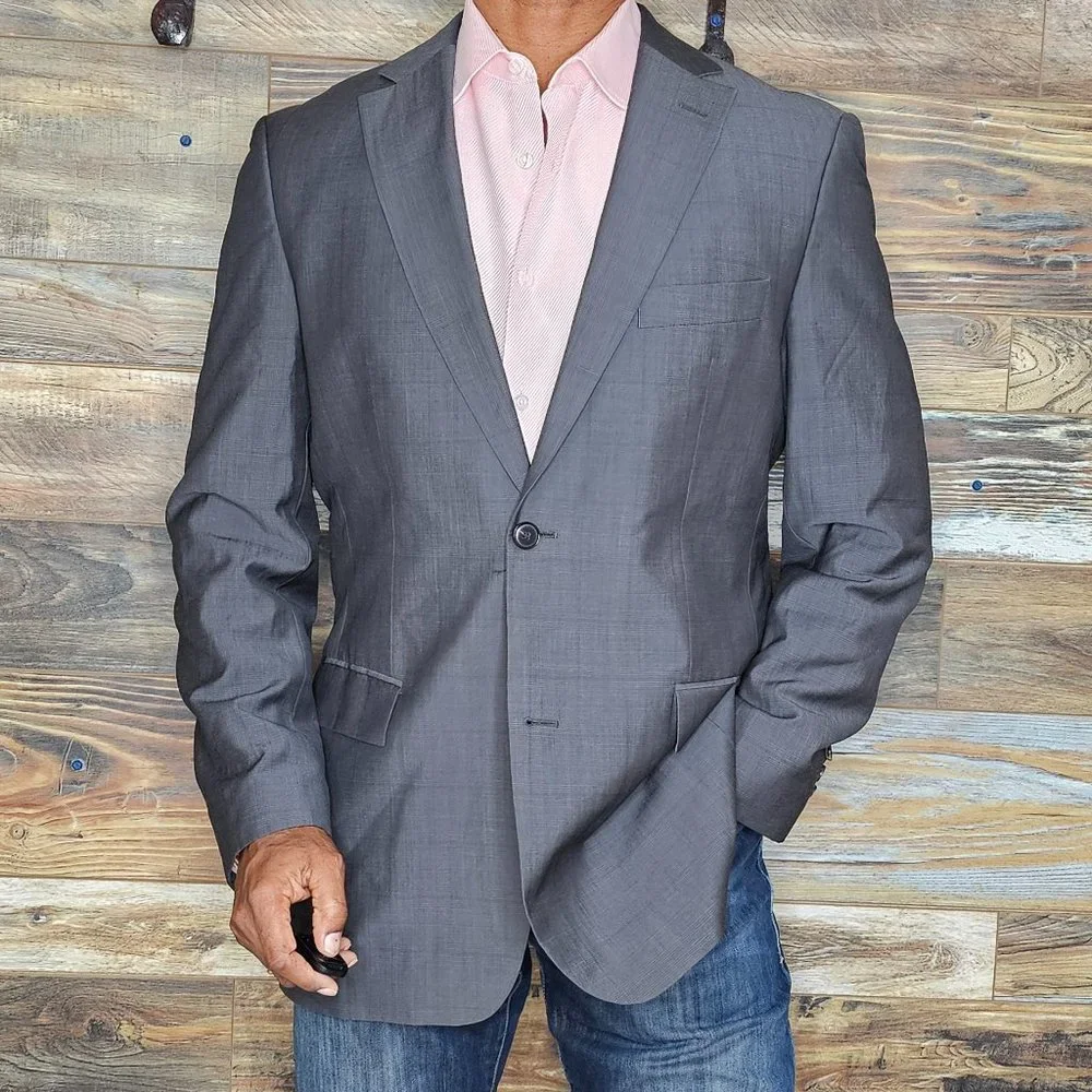 Hugo Boss 100% Wool Gray Plaid Double Vented Blazer Sport Jacket Size 40L